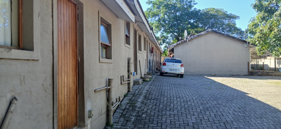 18 Bedroom Property for Sale in College Hill Eastern Cape